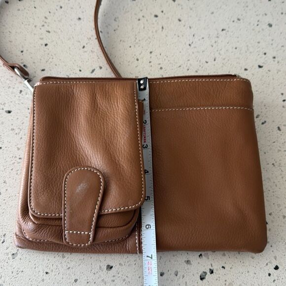 Tignanello Genuine Brown Leather Crossbody Travel Casual Shoulder Bag Versatile - Picture 7 of 13